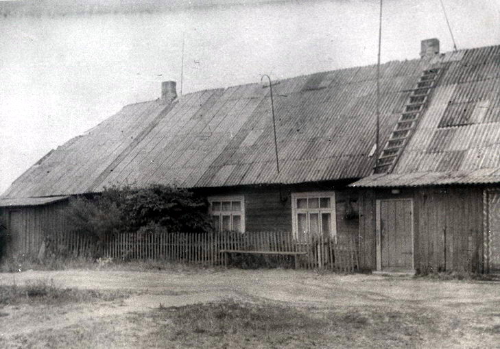 Vaizdas:Auksodes biblioteka Gerikos name.MKE.jpg