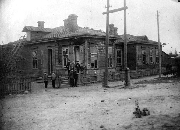 Vaizdas:Gelezinkelininku mokykla.MKE..jpg