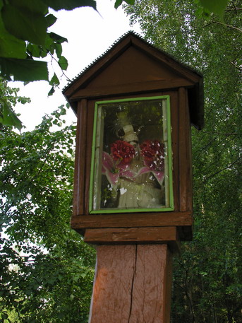 Vaizdas:Kalniskiu kapines2.MKE.200707-21.jpg