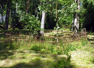 Vaizdas:Lelaiciu kapines3.MKE.2007-08-10.jpg