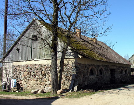 Vaizdas:Renavo dvaras.Arklides.MKE.2007-04-15.jpg