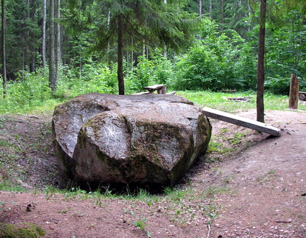 Vaizdas:Zibiku akmuo1.MKE.2006-07-12.jpg