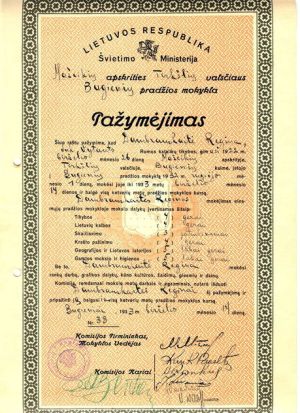 Bugeniu prad. m-klos pazymejimas 1933 m..jpg