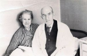 Gyd.V. Burba su paciente.MKE.jpg