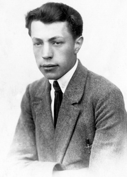 Vaizdas:KlemensasBaltutisDulke 1925-08-12MKE.jpg