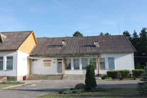 Uzlieknes biblioteka.MKE.2010-07-19.jpg