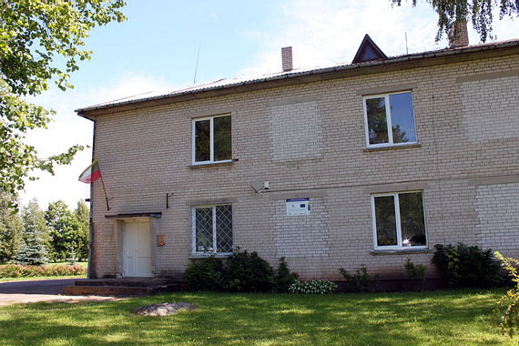 Vaizdas:Balenu biblioteka1.MKE2012-07-25.jpg